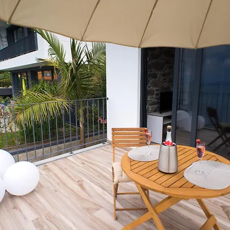 Quinta Golfinho Resort *