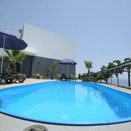 Quinta Golfinho Resort